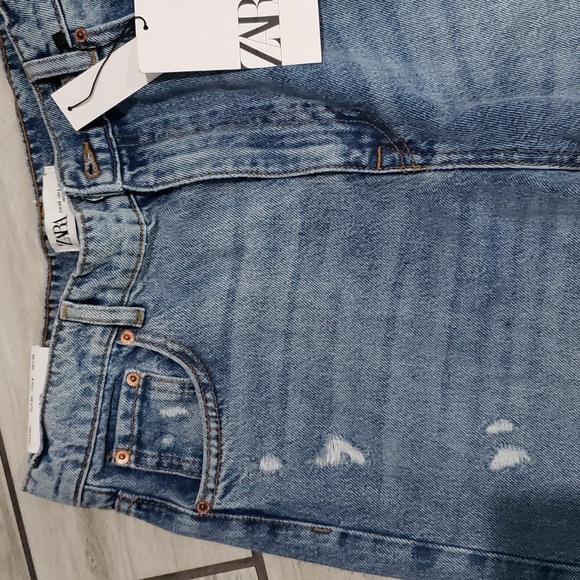 Zara Wide Legged Jeans. - Picture 7 of 12